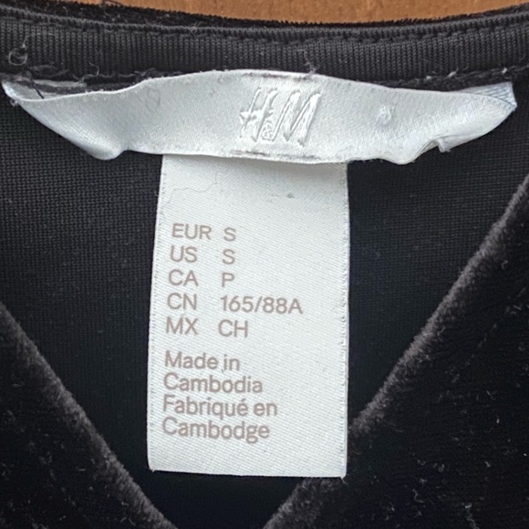 Black Velvet H&M Bodysuit - Picture 3 of 3